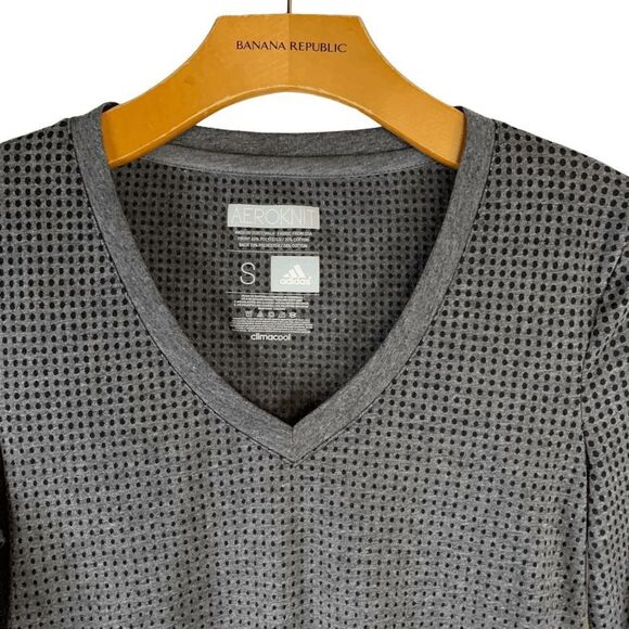 Adidas Women's size Small Aeroknit Cliamacool Gray Black Long sleeve shirt top - Picture 3 of 9